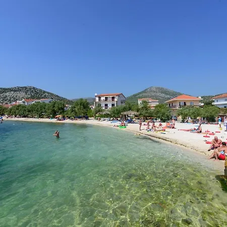 With Parking Space Seget Vranjica, Trogir - 5966 Lejlighed *