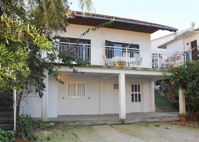 With Parking Space Seget Vranjica, Trogir - 5966 Lejlighed Seget Vranjica